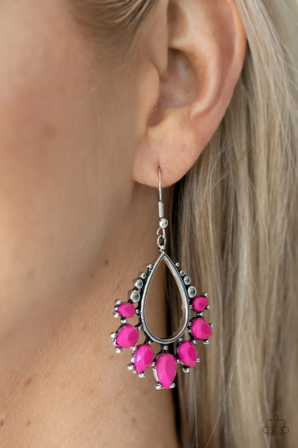 Flamboyant Ferocity - Pink Earring