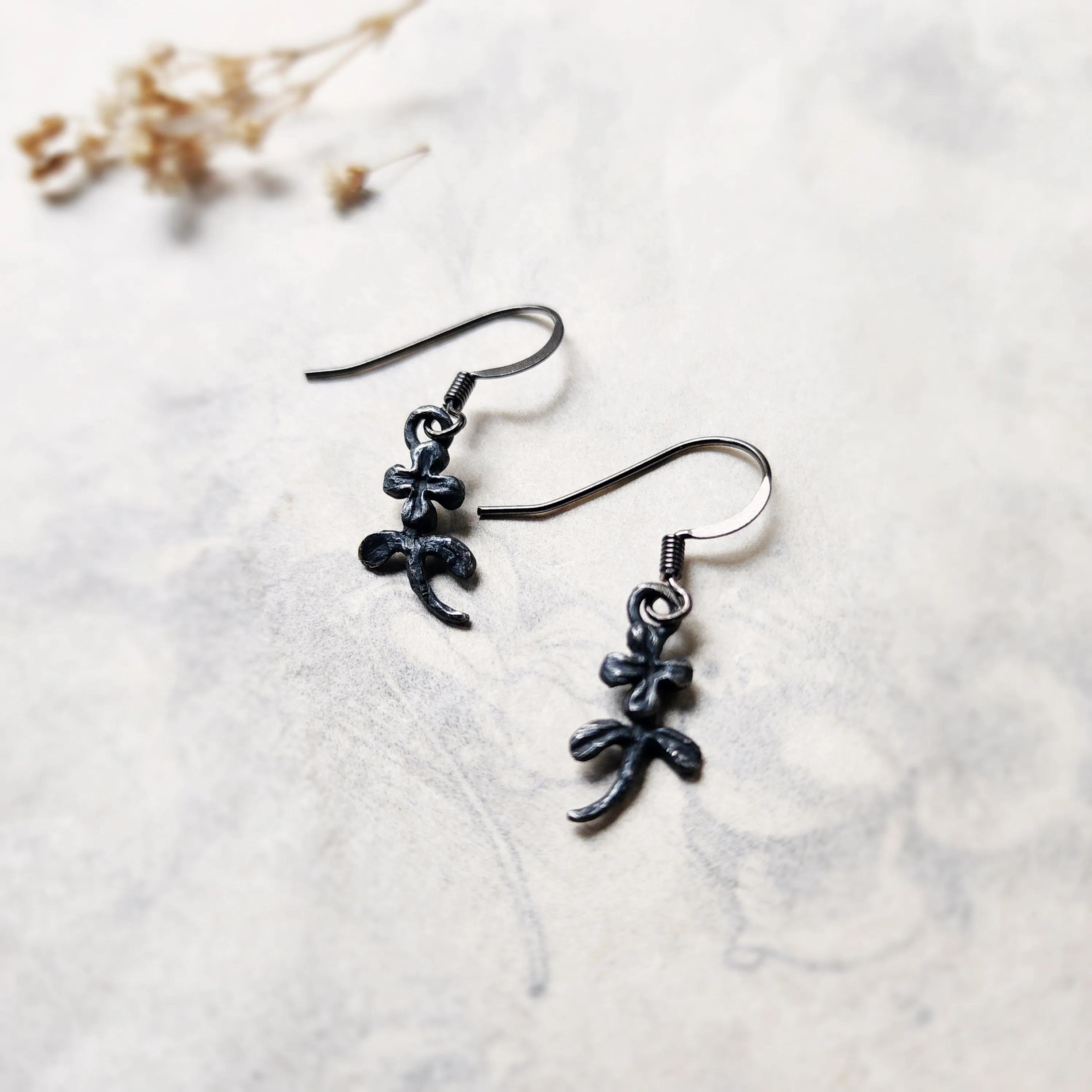 joyeux mille-fleurs earrings (sans fioritures)