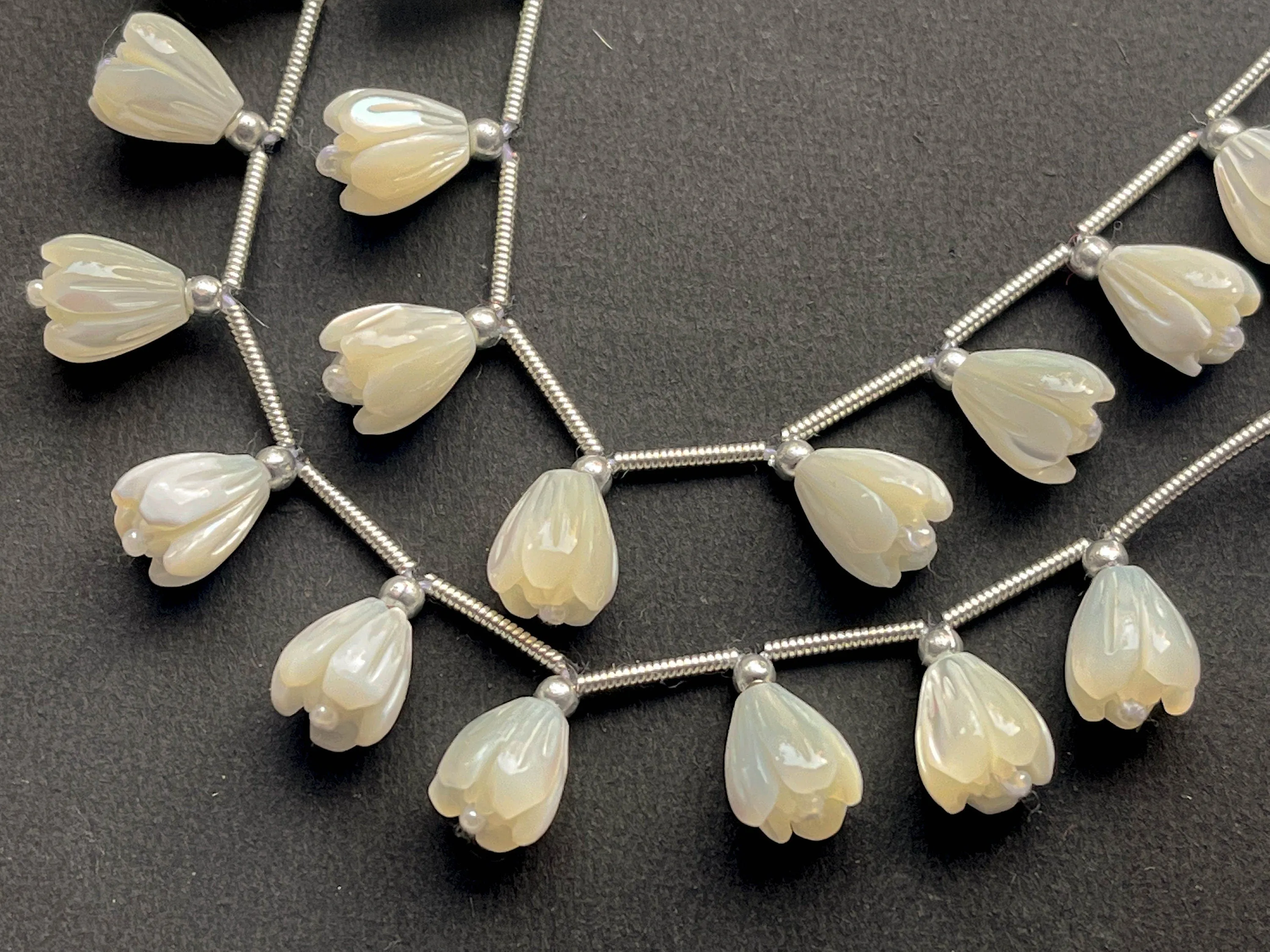 Mother of Pearl Flower Carved Beads